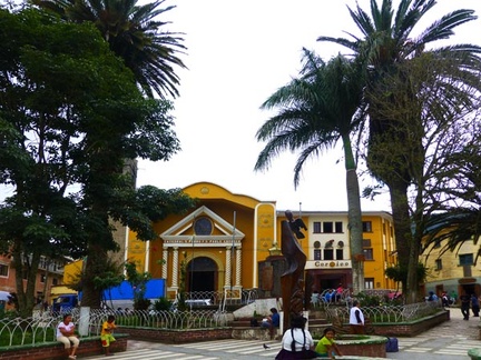 Coroico center with church S