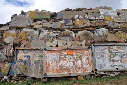 A mani pile, consisting of rocks that are engraved with Mantras like On Mani Padma hung.