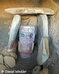 Only one site, El Purutal in San Agustin was found where the figures still show their colorful paint